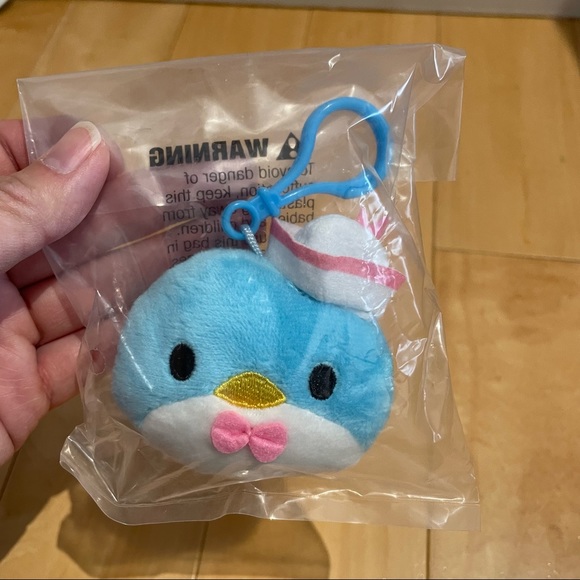 New sanrio tuxedo Sam plush key chain - Picture 2 of 3